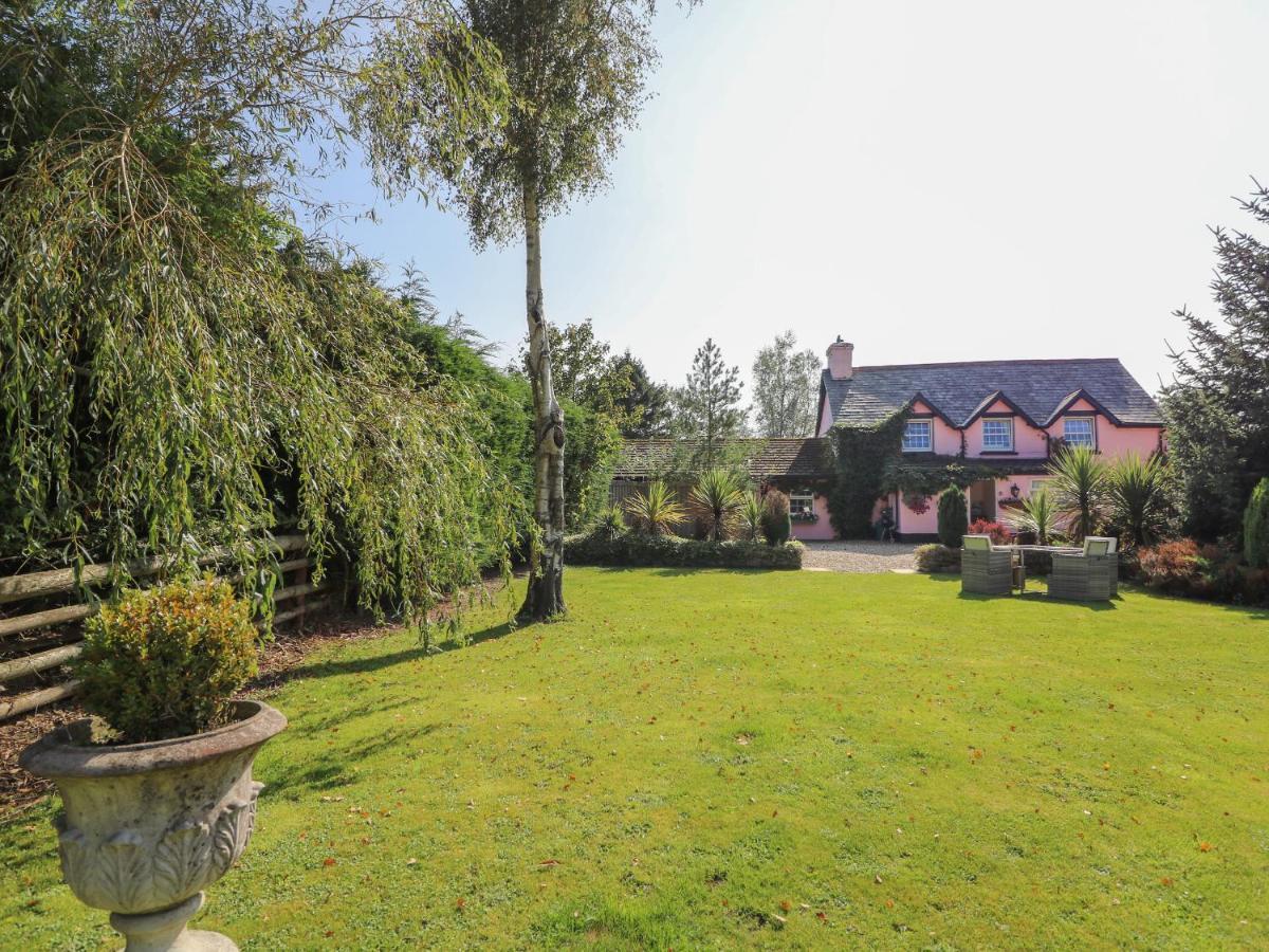 Park House Villa ลานดินดรอดเวลส์ ภายนอก รูปภาพ